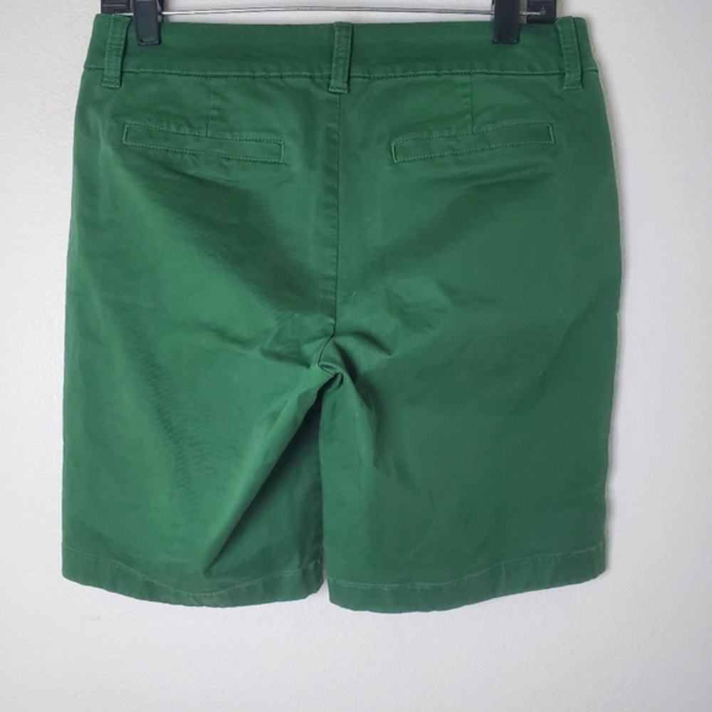 J Crew Women's Green Chino Cotton Shorts with 9‎ Inch Inseam - Picture 7 of 13